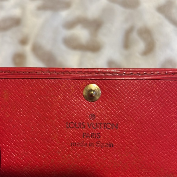 Authentic Louis Vuitton Red Epi Leather Key Holder - Picture 8 of 12